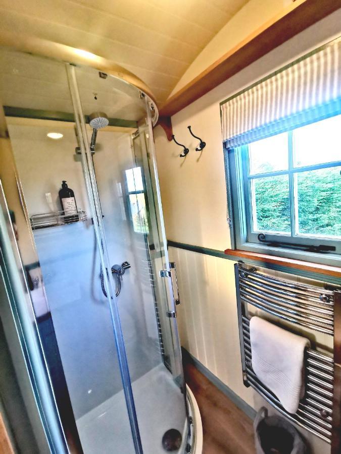 Toms Hut And Robins Rest Shepherd Huts Near Wadebridge Εξωτερικό φωτογραφία