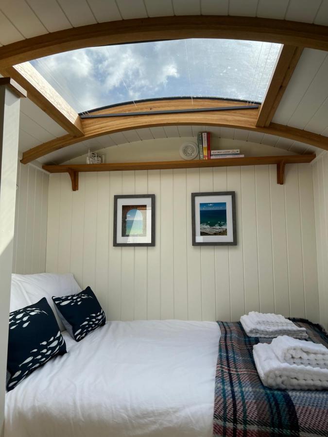 Toms Hut And Robins Rest Shepherd Huts Near Wadebridge Εξωτερικό φωτογραφία