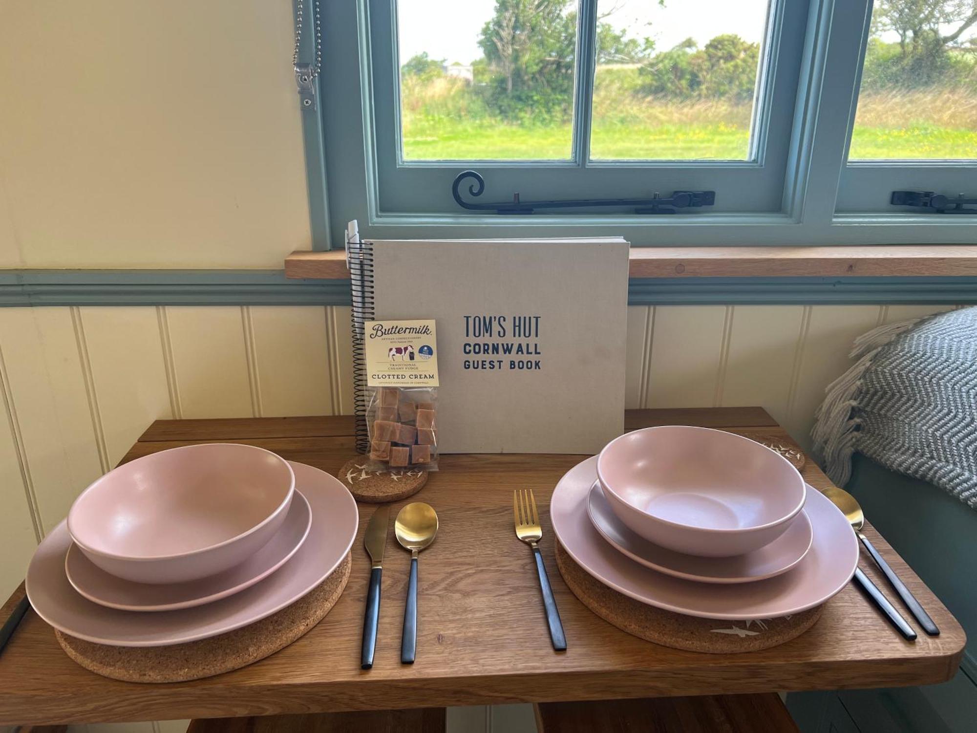 Toms Hut And Robins Rest Shepherd Huts Near Wadebridge Εξωτερικό φωτογραφία